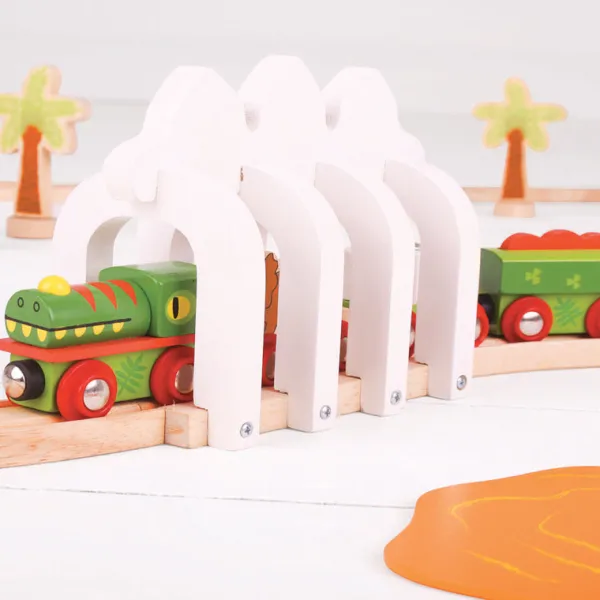 Bigjigs Rail Dinosaur Railway Engine and Carriages