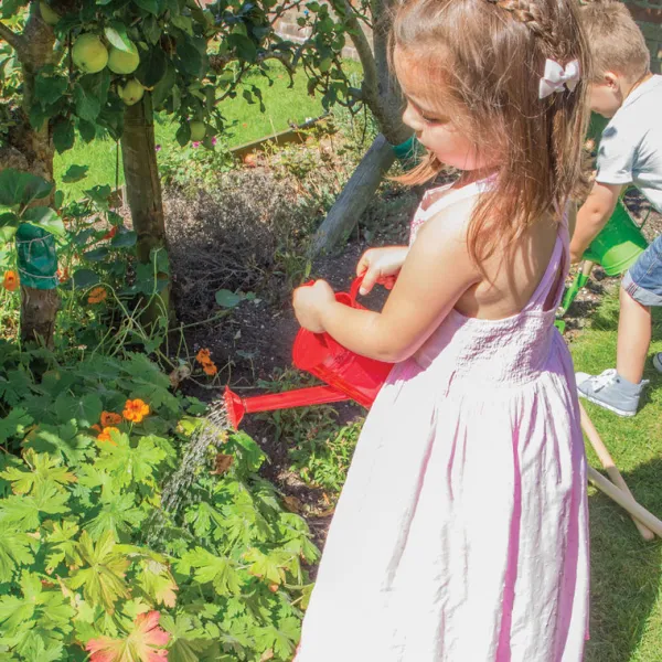 Bigjigs Toys Gardening Starter Pack - Red