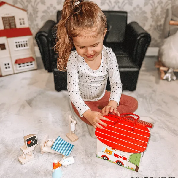 Bigjigs Toys Mini Hospital Playset