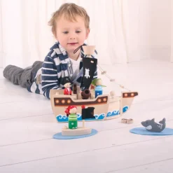 Bigjigs Toys Mini Pirate Ship Playset